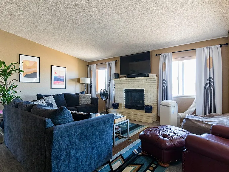 62236 Crestview Dr — Photo 4