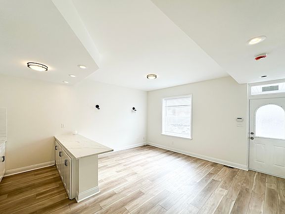 3rd image of 2747-2749 Armand Pl #1F