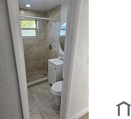 2 bed, 700 sqft, $1,700 — Photo 3