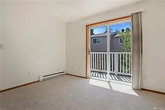 8811 Stone Ave N #D — Photo 11