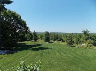 58 Chestnut Hill Rd, Amherst, NH 03031