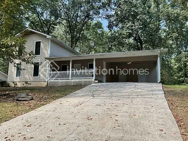 3848 Chattahoochee Dr — Photo 1