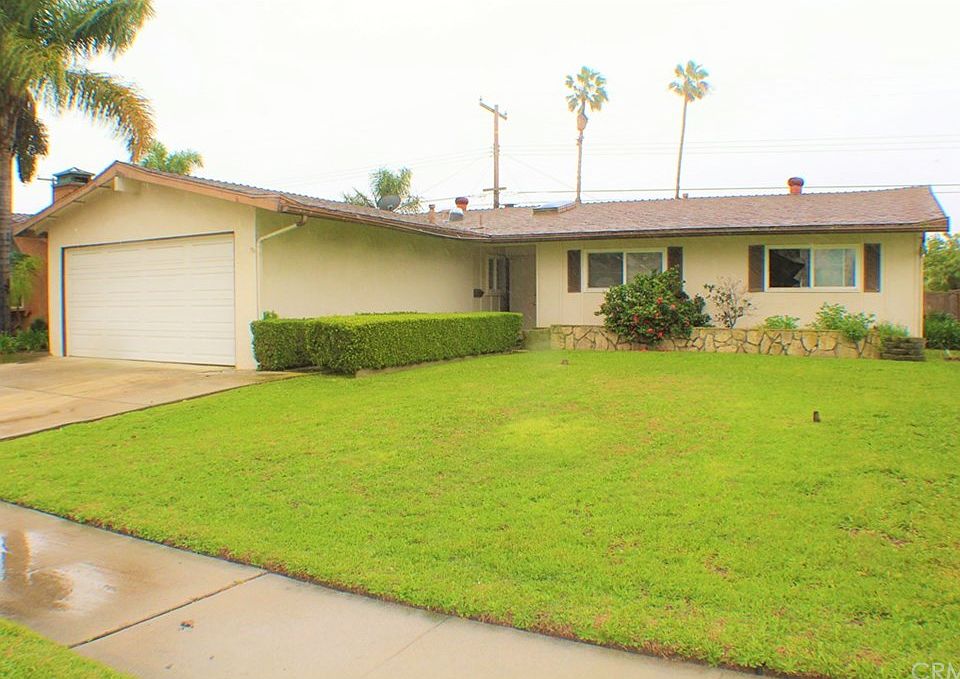 2nd image of 10582 Sennit Ave