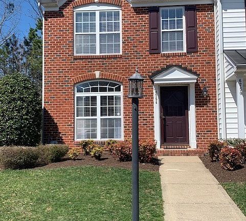 2nd image of 6754 S Grand Brook Cir