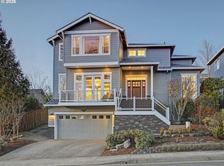 16429 Oak Tree Ter, Oregon City, OR