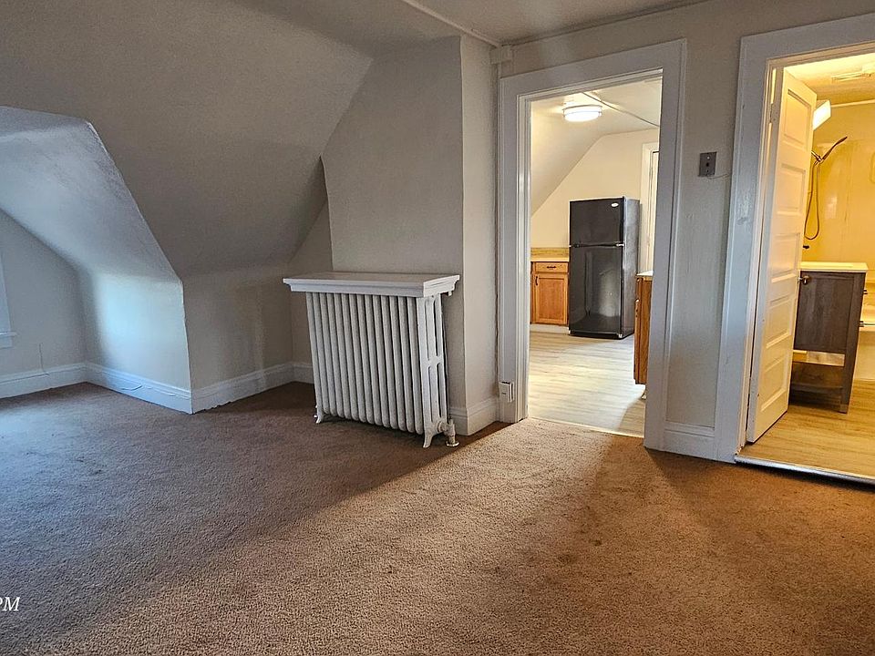 1st image of 114 E Easterday Ave #3