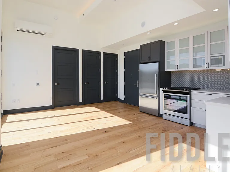 10 Montieth St #642 — Photo 4