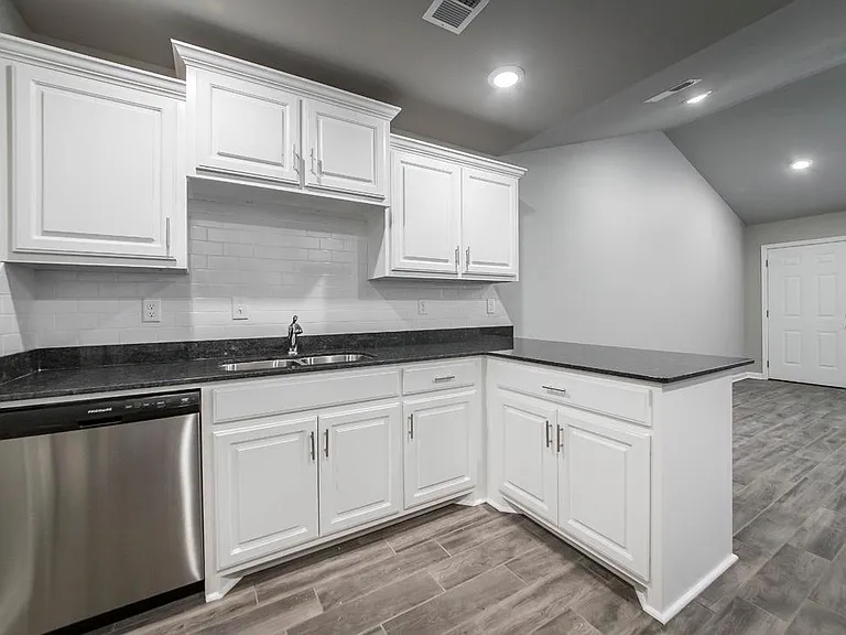 46 Sundown Dr — Photo 5