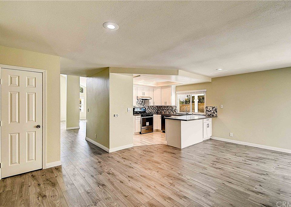 1st image of 23597 Coyote Springs Dr