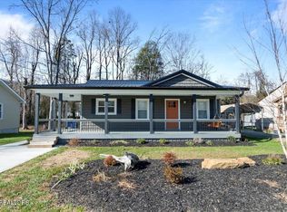 915 Grace Ave, Rocky Top, TN 37769