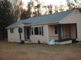 1940 Powell Ave, Lancaster, SC 29720