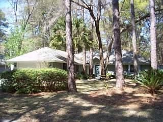 1st image of 48 Edgewood Dr