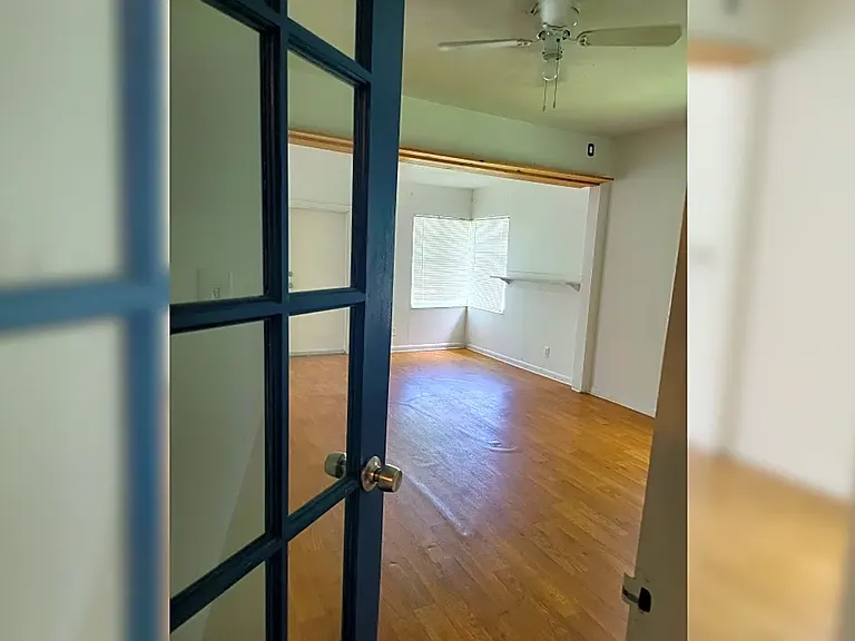 515 SW 4th Ave — Photo 9