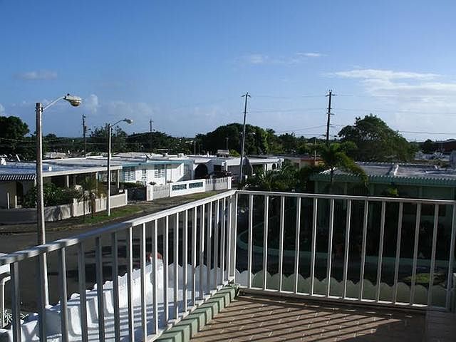 2nd image of 22 Calle 1