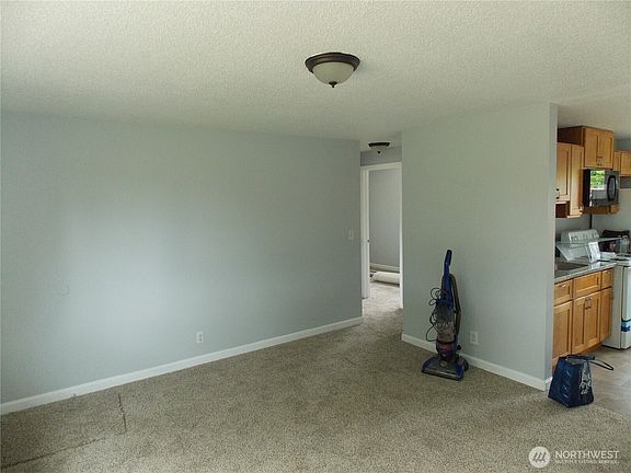 3rd image of 1701 1703 Garfield Street S