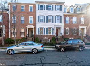 1621 Hunting Creek Dr, Alexandria, VA 22314