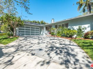 16301 Akron St, Pacific Palisades, CA 90272