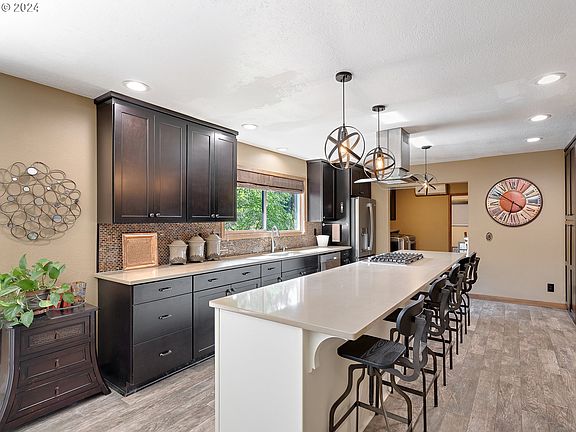 3rd image of 15675 SE Hanwood Ln