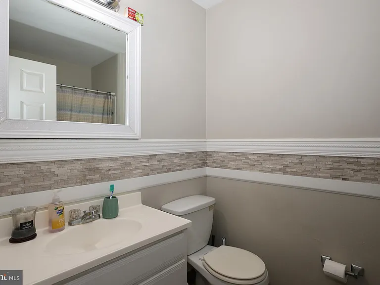 124 Hamlet Dr — Photo 12
