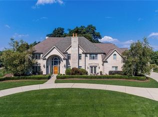702 Parkview Dr, Gibsonia, PA