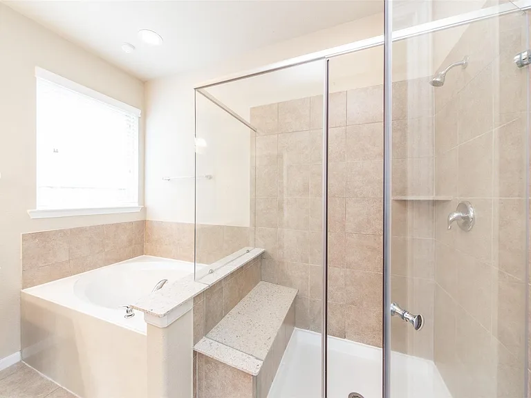 6202 Eden Prairie Dr — Photo 18