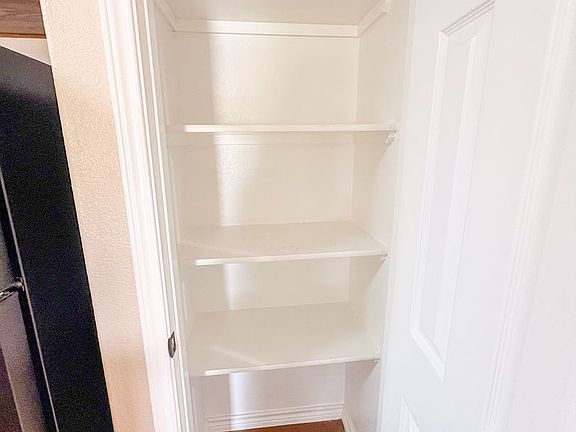 5th image of 511 Karey Dr #A