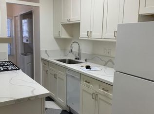 2018 G St APT 1, Sacramento, CA 95811