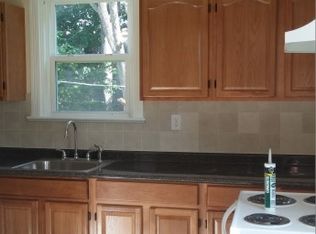 13 Winslow St, Worcester, MA 01609