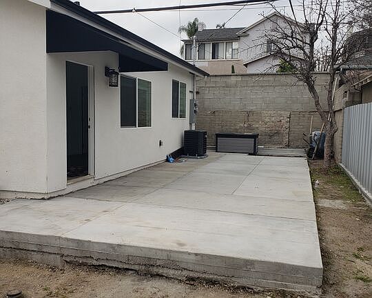 5th image of 857 S Norton Ave #1/2
