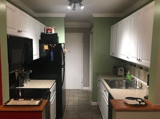 21 Balance Rock Rd APT 14, Seymour, CT 06483