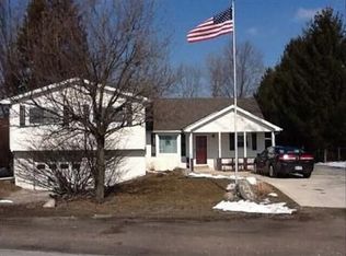 3400 Bluebush Rd, Monroe, MI 48162