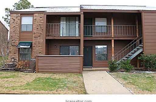 1st image of 904 University Dr #100