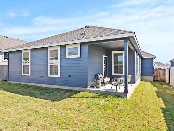 2nd image of 240 Camino Verde Dr