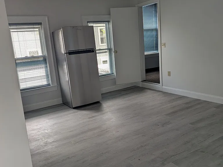 53 Granite St — Photo 7