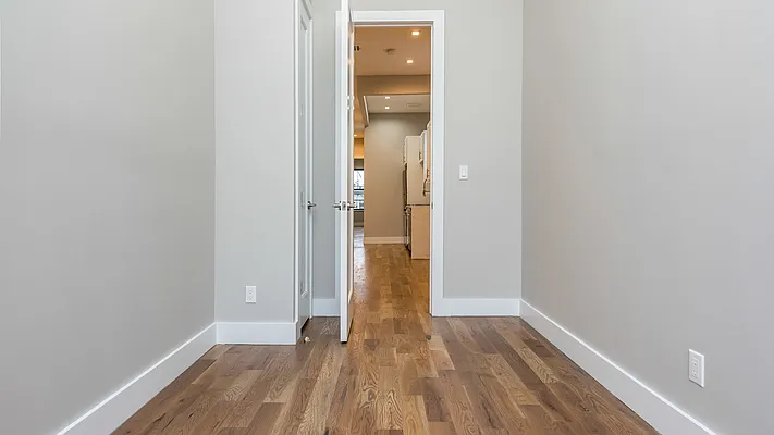 Rented by Nooklyn NYC LLC | media 10