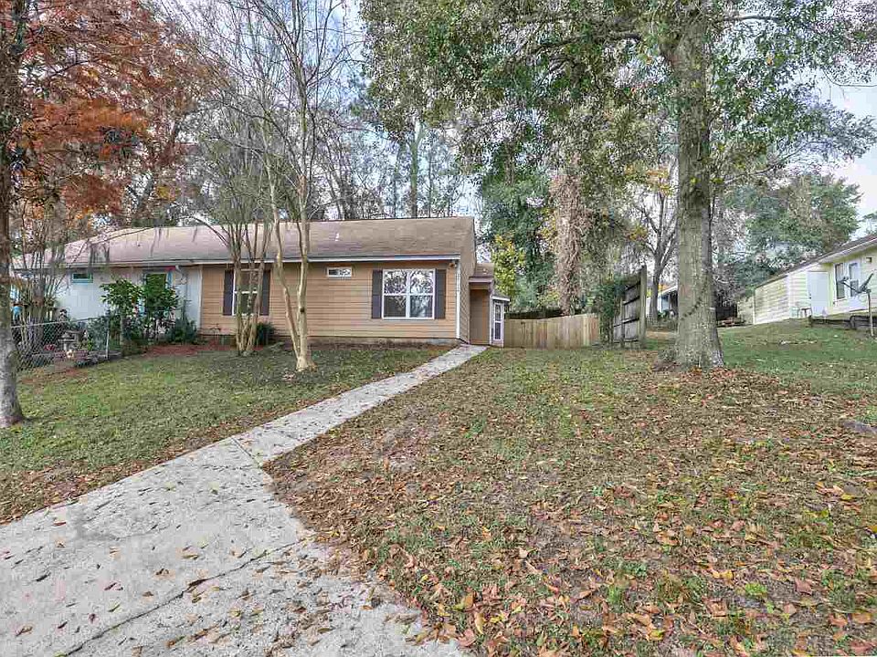 1st image of 2712 Misty Garden Cir