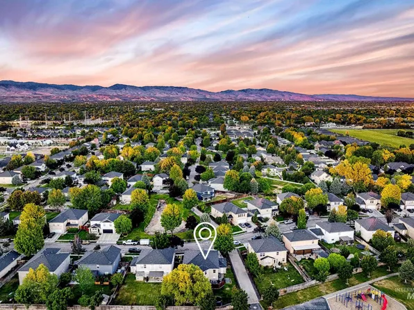 4421 N Tempest Way, Meridian, ID 83642