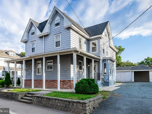 142 E High St, Glassboro, NJ 08028