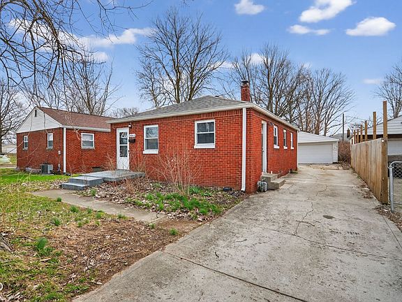 3rd image of 6063 University Ave