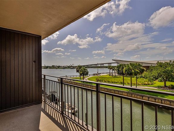 2nd image of 101 N Riverside Dr APT 311