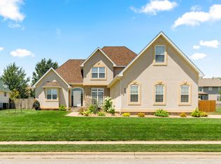 927 E Elizabeth St, Republic, MO 65738