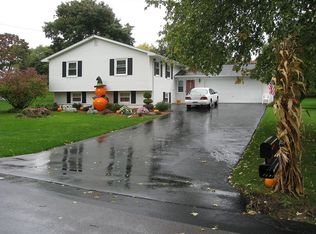 4983 Northfield Rd, Syracuse, NY 13215