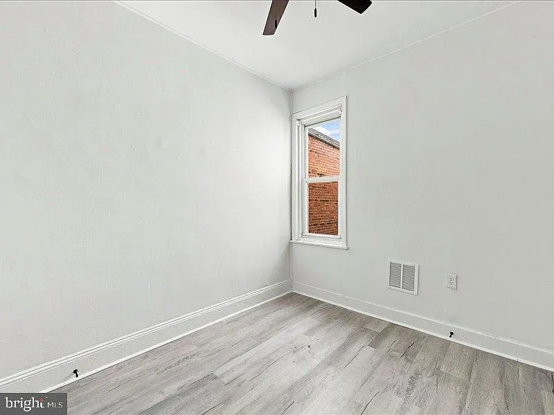 4 bed, 1750 sqft, $3,900 — Photo 3