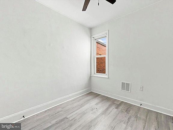 3rd image of 2428 E Huntingdon St