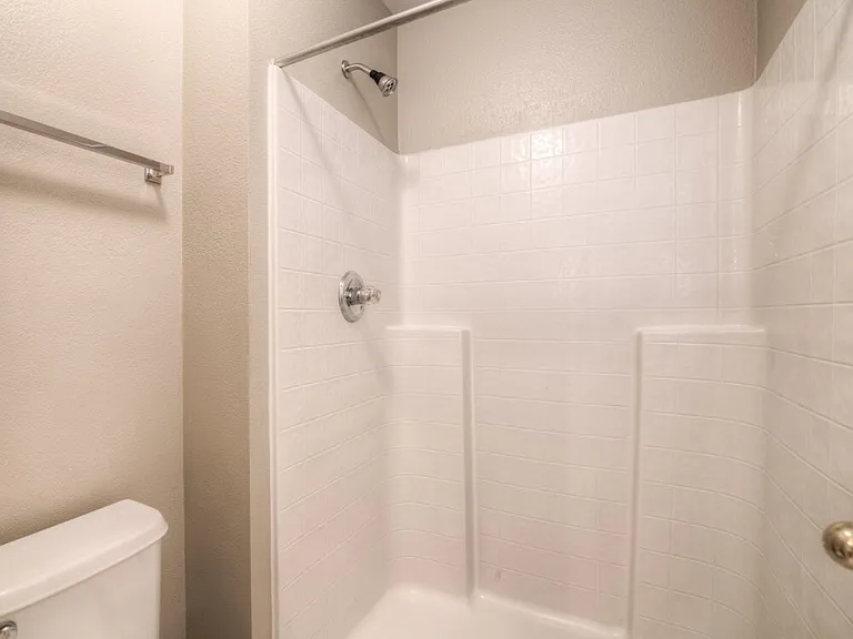 4231 Stonefield Dr — Photo 16