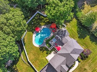 71 Silver Fox Rd, Franklin, MA 02038