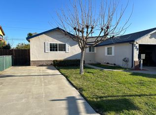 239 W Crockett St, Manteca, CA 95337