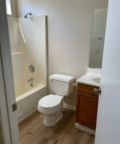 South Magnolia Villas - E — Photo 10
