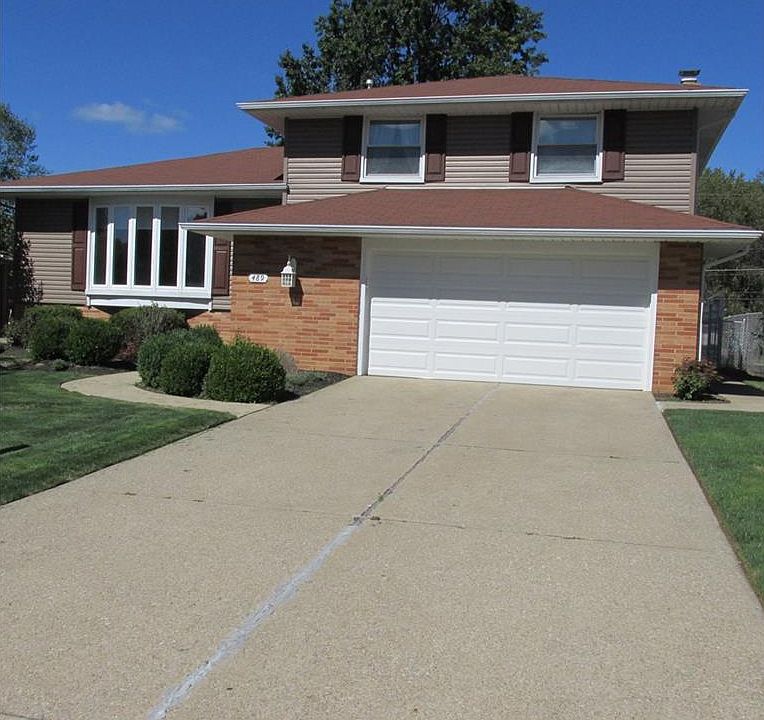 1st image of 489 Saint Lawrence Blvd