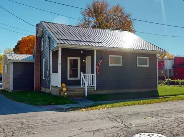 12 Manchester St, Monroeville, OH 44847